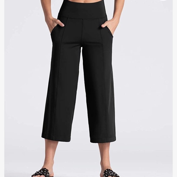 Wide Leg Yoga Capri Pants
